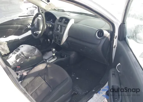 2016 Nissan Versa 1.6 Sv z USA, uszkodzony, nr VIN 3N1CN7AP0GL882192